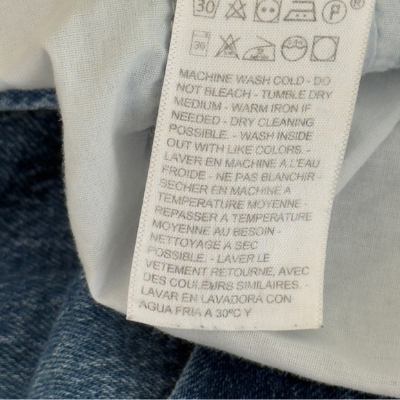 Levi’s Medium Wash Ribcage Straight Ankle Jeans - Picture 10 of 11